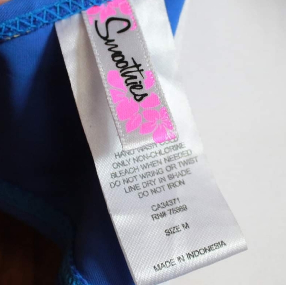 Smoothies Strapless Scalloped Layered Swim Top - Picture 4 of 5